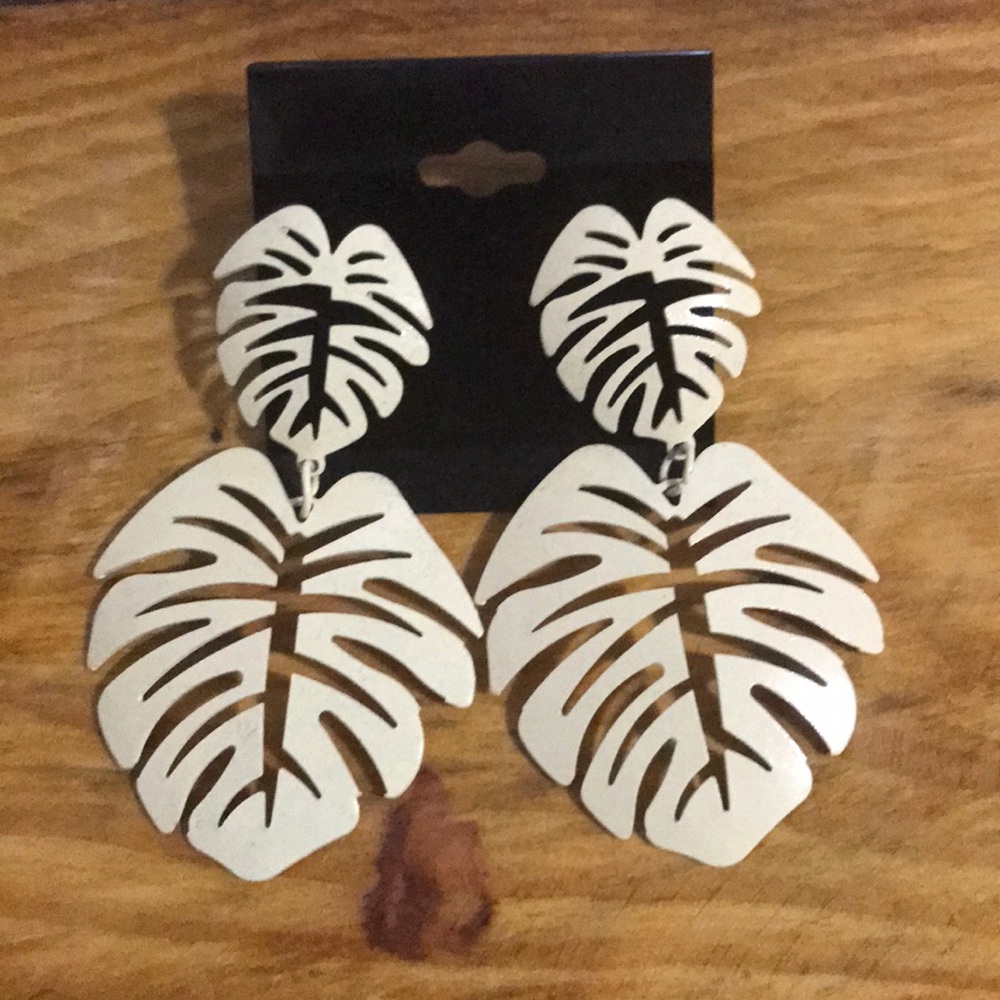 Green or Cream Monstera Leaf Earrings - Picture 2 of 2
